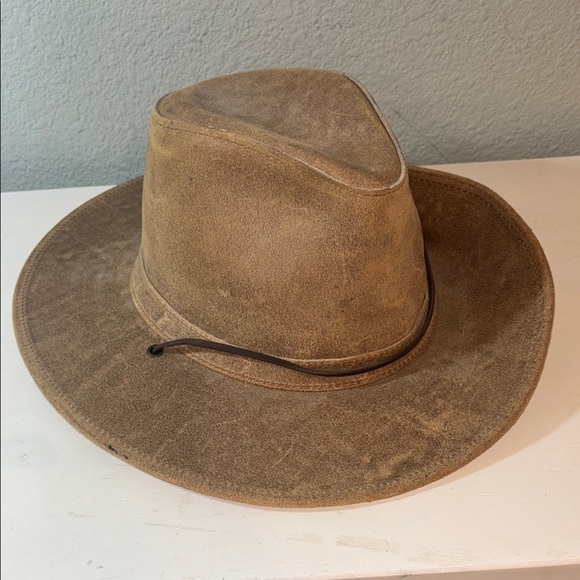 MINNETONKA Tan Suede Leather Aussie Hat Size Small - Picture 1 of 9